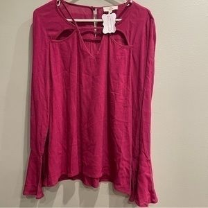 entro long sleeved blouse bell sleeved cut out top size medium wine colored